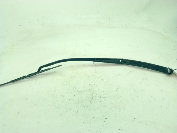 98320A5000 BRAZO LIMPIAPARABRISAS DEL DER HYUNDAI i30 (GD)|Desguaces La Cabaña