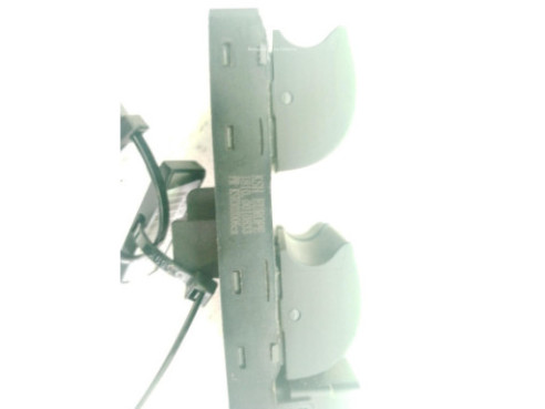 18100010833 MANDO ELEVALUNAS PUERTA LAT DEL IZQ SEAT EXEO (3R2)|Desguaces La Cabaña