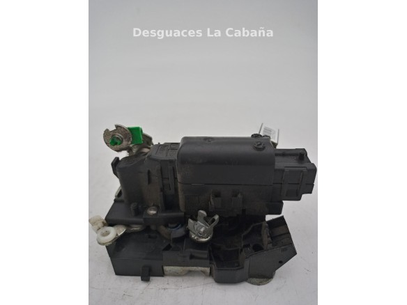 CERRADURA PUERTA LAT DEL DER IVECO DAILY IV Furgón/ranchera familiar |Desguaces La Cabaña