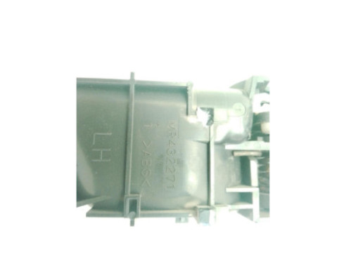 MANILLA PUERTA LAT DEL IZQ INT MITSUBISHI MONTERO III Canvas Top (V6_W, V7_W)|Desguaces La Cabaña