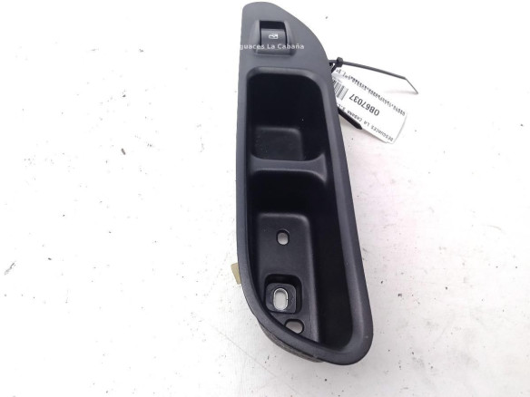 0000735631464 MANDO ELEVALUNAS PUERTA LAT DEL DER FIAT TIPO Fastback (357_)|Desguaces La Cabaña