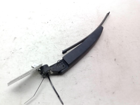 2384085 BRAZO LIMPIAPARABRISAS TRA PORTÓN FORD PUMA|Desguaces La Cabaña