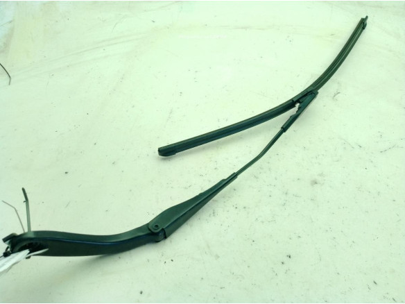 61617297553 BRAZO LIMPIAPARABRISAS DEL IZQ BMW 4 Gran Coupe (F36)|Desguaces La Cabaña