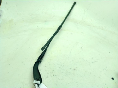 61617297553 BRAZO LIMPIAPARABRISAS DEL IZQ BMW 4 Gran Coupe (F36)|Desguaces La Cabaña
