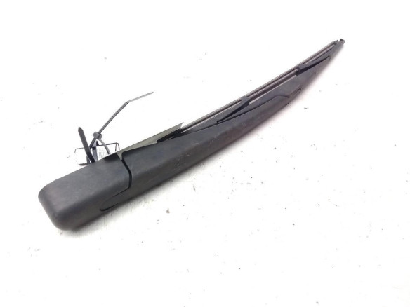 988111H000 BRAZO LIMPIAPARABRISAS TRA PORTÓN KIA CEE'D Fastback (ED)|Desguaces La Cabaña