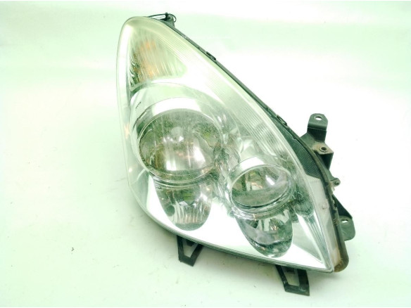 FARO DERECHO TOYOTA COROLLA Verso (ZER_, ZZE12_, R1_)|Desguaces La Cabaña