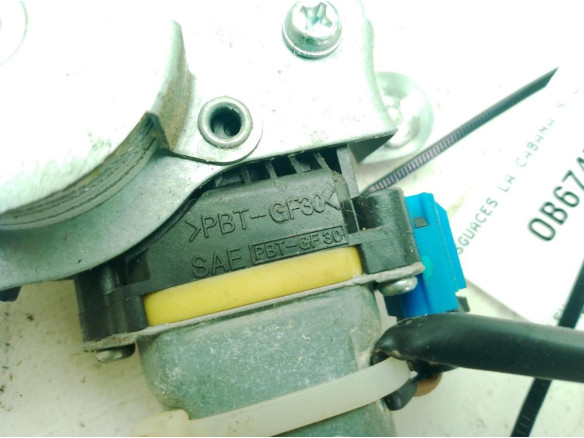96624335 ELEVALUNAS PUERTA LAT TRA DER CHEVROLET CAPTIVA (C100, C140)|Desguaces La Cabaña
