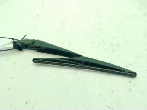 8524102070 BRAZO LIMPIAPARABRISAS TRA PORTÓN TOYOTA AURIS TOURING SPORTS (_E18_)|Desguaces La Cabaña