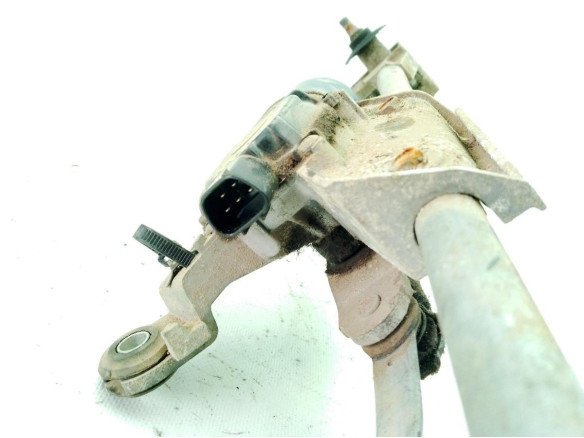 MOTOR LIMPIAPARABRISAS DEL NISSAN NP300 NAVARA (D40)|Desguaces La Cabaña