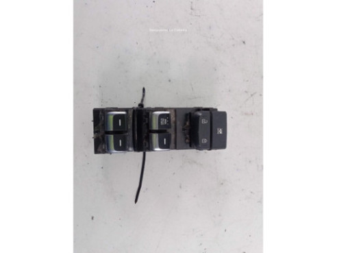 93570F1200 MANDO ELEVALUNAS PUERTA LAT DEL IZQ KIA SPORTAGE (QL)|Desguaces La Cabaña