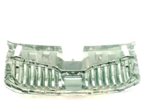 5E0807221P PARAGOLPES DEL SKODA OCTAVIA III Combi (5E5)|Desguaces La Cabaña 2