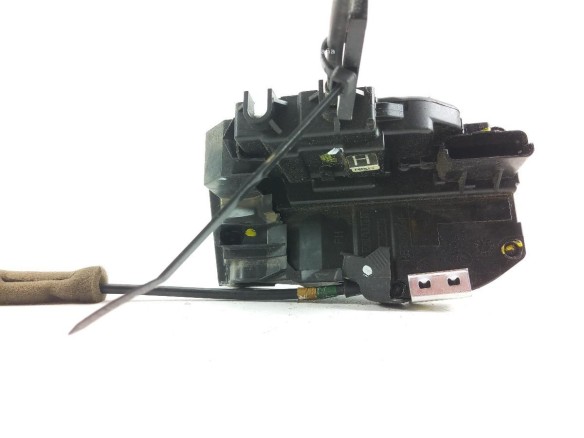 825004EA2A CERRADURA PUERTA LAT TRA DER NISSAN QASHQAI II Todo terreno, cerrada (J11, J11_) |Desguaces La Cabaña