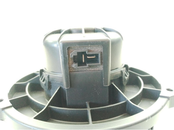 B308830510 MOTOR CALEFACCION HYUNDAI i40 (VF)|Desguaces La Cabaña