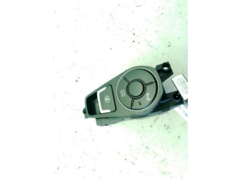 INTERRUPTOR FRENO MANO ELECTRICO HYUNDAI i40 (VF)|Desguaces La Cabaña