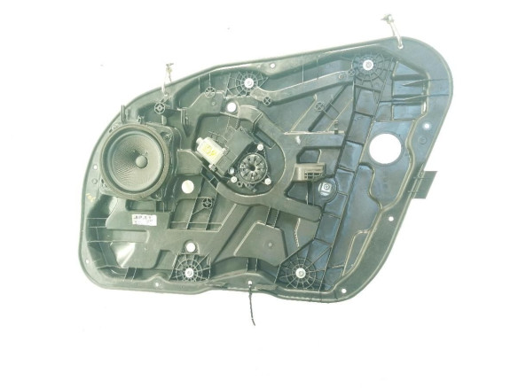 824813Z000 ELEVALUNAS PUERTA LAT DEL DER HYUNDAI i40 (VF)|Desguaces La Cabaña