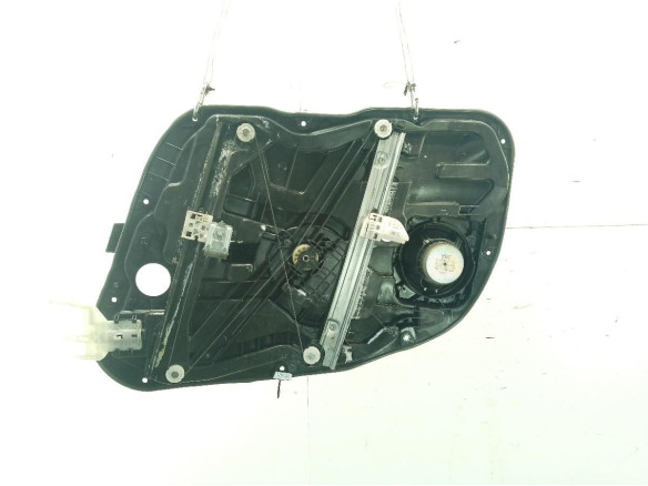 824713Z000 ELEVALUNAS PUERTA LAT DEL IZQ HYUNDAI i40 (VF)|Desguaces La Cabaña