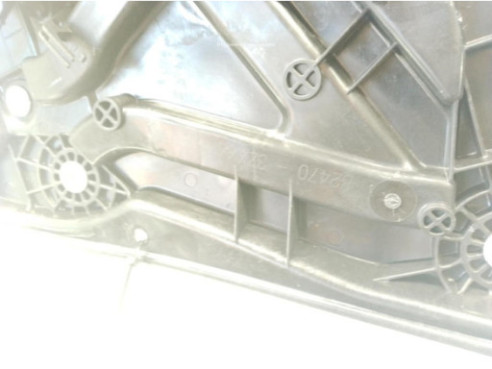 824713Z000 ELEVALUNAS PUERTA LAT DEL IZQ HYUNDAI i40 (VF)|Desguaces La Cabaña