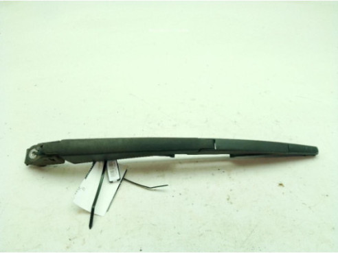 BRAZO LIMPIAPARABRISAS TRA PORTÓN TOYOTA VERSO (_R2_)|Desguaces La Cabaña