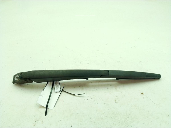 BRAZO LIMPIAPARABRISAS TRA PORTÓN TOYOTA VERSO (_R2_)|Desguaces La Cabaña