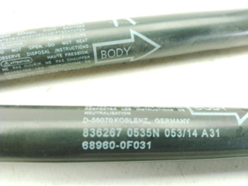 689600F031 AMORTIGUADOR PORTON / TAPA MALETA TOYOTA VERSO (_R2_)|Desguaces La Cabaña