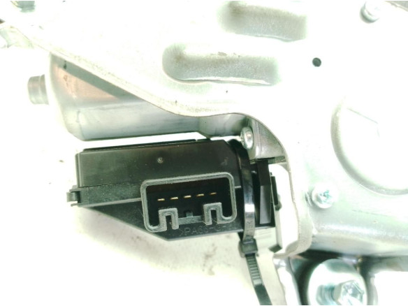 851300F030 MOTOR LIMPIAPARABRISAS TRA TOYOTA VERSO (_R2_)|Desguaces La Cabaña
