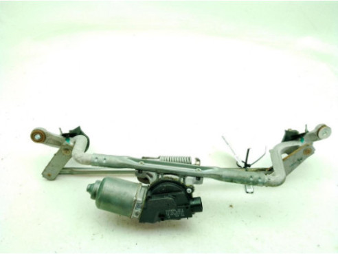 851100F030 MOTOR LIMPIAPARABRISAS DEL TOYOTA VERSO (_R2_)|Desguaces La Cabaña