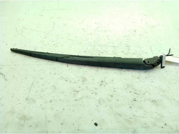 BRAZO LIMPIAPARABRISAS TRA PORTÓN MAZDA 6 Ranchera familiar (GH)|Desguaces La Cabaña