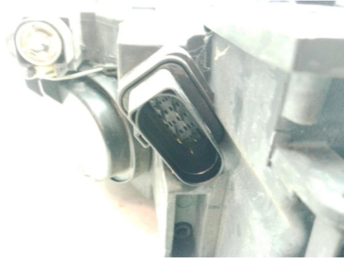 3C0941751 FARO IZQUIERDO VW PASSAT (3C2)|Desguaces La Cabaña