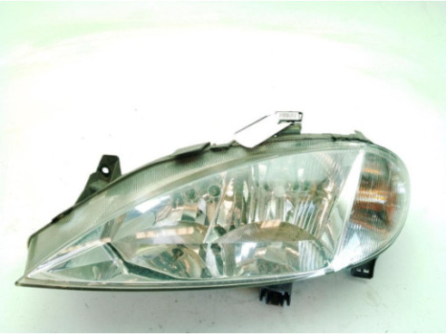 7700427874G FARO IZQUIERDO RENAULT MEGANE I Classic (LA0/1_)|Desguaces La Cabaña