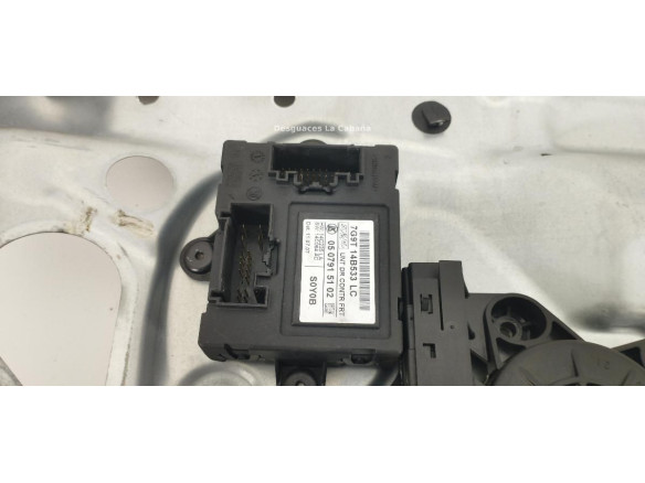 970713101 ELEVALUNAS PUERTA LAT DEL IZQ VOLVO XC70 II (136) |Desguaces La Cabaña