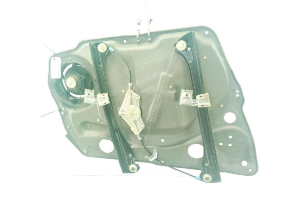 A1697200279 ELEVALUNAS PUERTA LAT DEL DER MERCEDES BENZ CLASE A (W169)|Desguaces La Cabaña