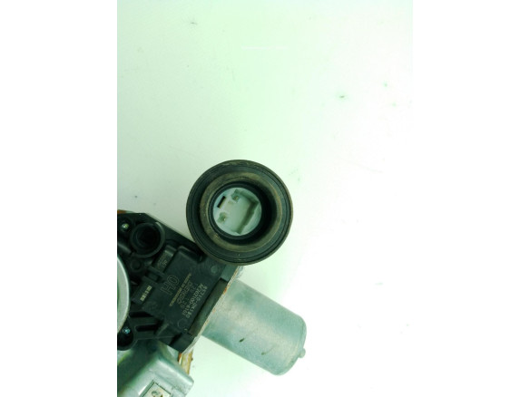 857100K180 ELEVALUNAS PUERTA LAT DEL DER TOYOTA HILUX VIII Pick-up (_N1_)|Desguaces La Cabaña