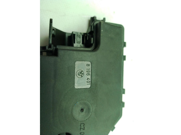 8196401 CERRADURA PORTON / TAPA MALETA BMW 1 (E87)|Desguaces La Cabaña
