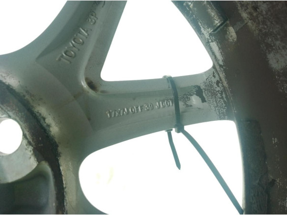 HL44471 LLANTA ALUMINIO 2 TOYOTA VERSO (_R2_)|Desguaces La Cabaña