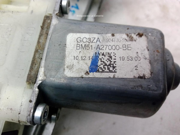 BM51A27000BE ELEVALUNAS PUERTA LAT TRA DER FORD FOCUS III|Desguaces La Cabaña