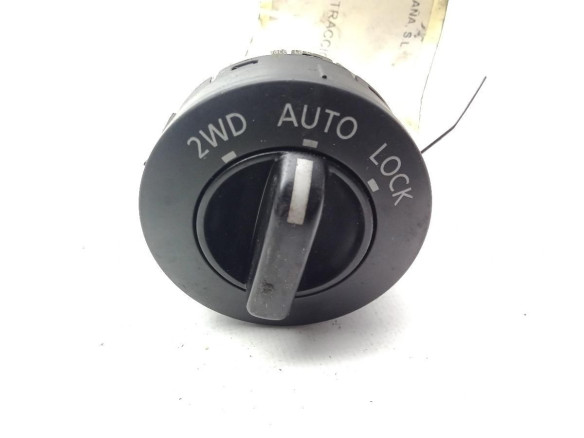 INTERRUPTOR CONTROL TRACCION NISSAN X-TRAIL (T30)|Desguaces La Cabaña