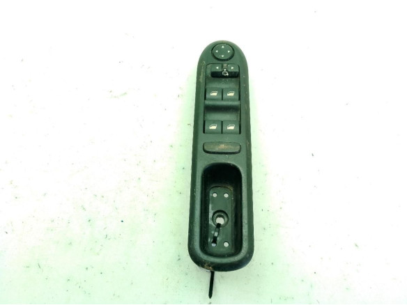 96468704XT MANDO ELEVALUNAS PUERTA LAT DEL IZQ PEUGEOT 407 (6D_)|Desguaces La Cabaña