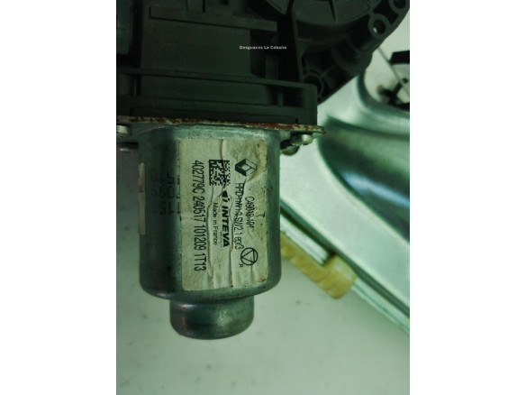 827209091R  ELEVALUNAS PUERTA LAT TRA DER RENAULT MEGANE IV (B9A/M_)|Desguaces La Cabaña