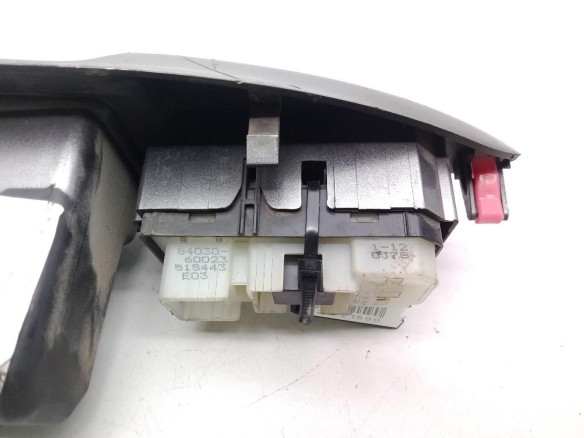 MANDO ELEVALUNAS PUERTA LAT TRA IZQ RENAULT CLIO IV Grandtour (KH_) |Desguaces La Cabaña