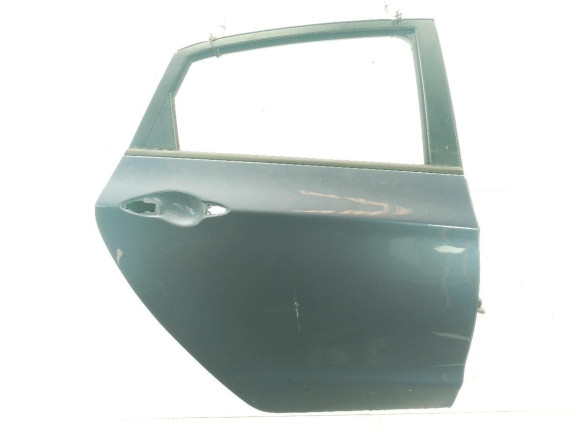77004A5010  PUERTA LAT TRA DER HYUNDAI i30 (GD)|Desguaces La Cabaña