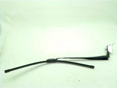 BRAZO LIMPIAPARABRISAS DEL IZQ HYUNDAI i30 (GD)|Desguaces La Cabaña
