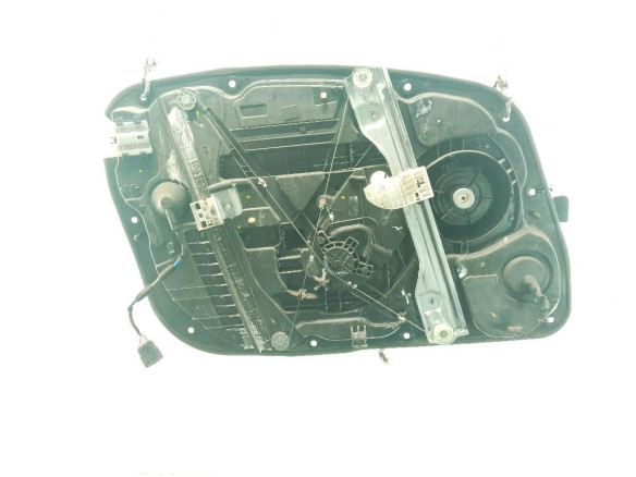 82480A6010 ELEVALUNAS PUERTA LAT DEL DER HYUNDAI i30 (GD)|Desguaces La Cabaña