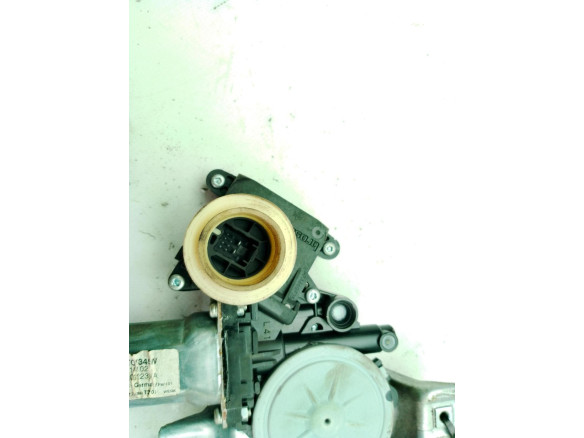 8570202020 ELEVALUNAS PUERTA LAT DEL IZQ TOYOTA AURIS (_E15_)|Desguaces La Cabaña