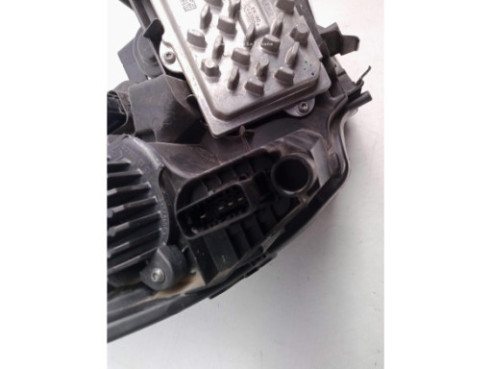 9823194180 FARO IZQUIERDO PEUGEOT 2008 II|Desguaces La Cabaña