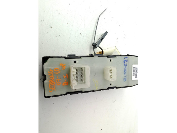 04602781AA MANDO ELEVALUNAS PUERTA LAT DEL IZQ CHRYSLER SEBRING (JS)|Desguaces La Cabaña