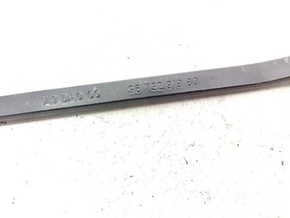 9673291980 BRAZO LIMPIAPARABRISAS DEL IZQ PEUGEOT 208|Desguaces La Cabaña