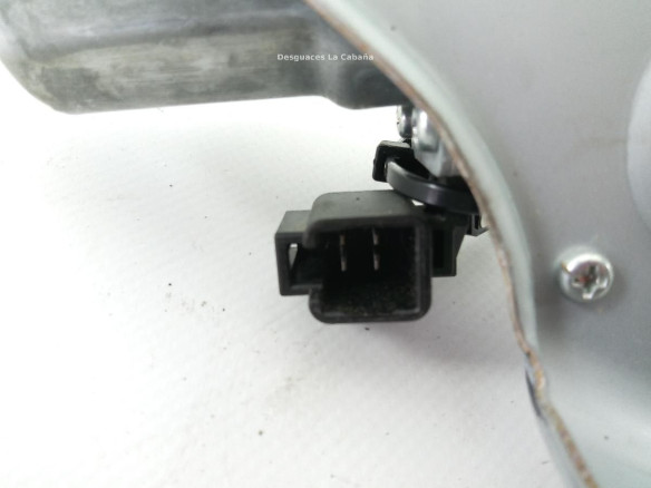 92207J9000 MOTOR LIMPIAPARABRISAS TRA HYUNDAI KONA (OS) |Desguaces La Cabaña