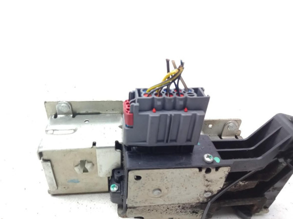 2T1AV21812BG CERRADURA PUERTA LAT DEL DER FORD TRANSIT CONNECT (P65_, P70_, P80_)|Desguaces La Cabaña