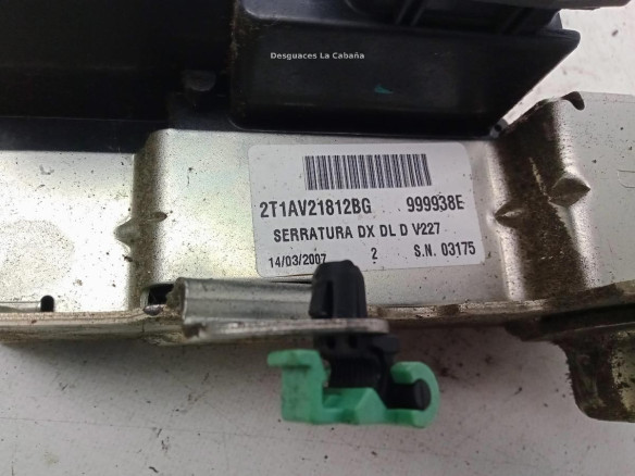 2T1AV21812BG CERRADURA PUERTA LAT DEL DER FORD TRANSIT CONNECT (P65_, P70_, P80_)|Desguaces La Cabaña