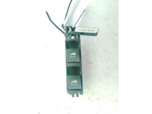 MANDO ELEVALUNAS PUERTA LAT DEL DER BMW 3 Touring (E46)|Desguaces La Cabaña